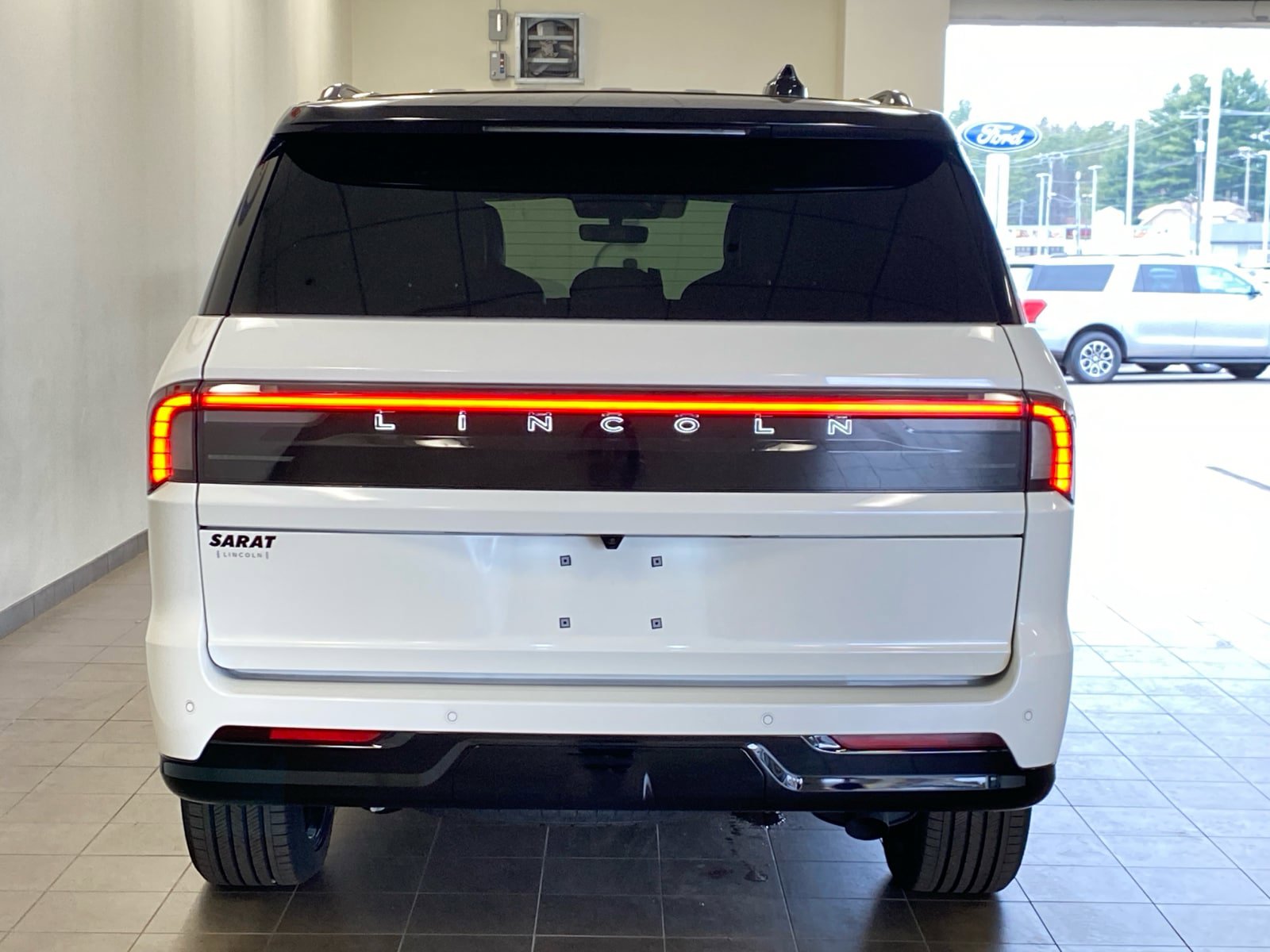 New 2026 Lincoln Navigator Black Label AWD/4WD image 13