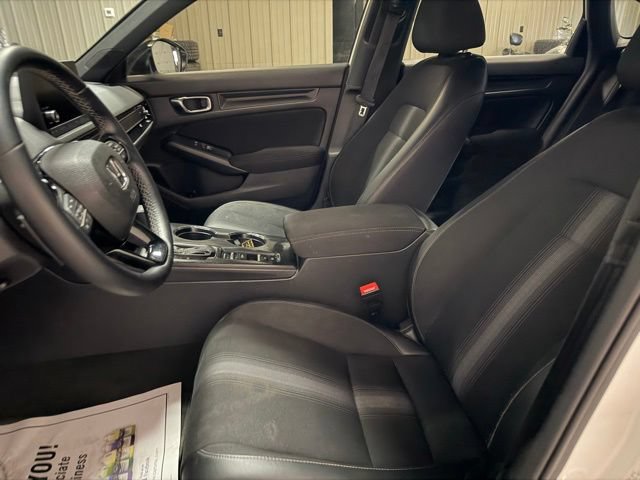 Used 2025 Honda Civic Sport image 14