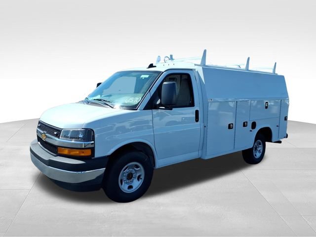 New 2026 Chevrolet Express 3500 w/ Power Convenience Package RWD image 4