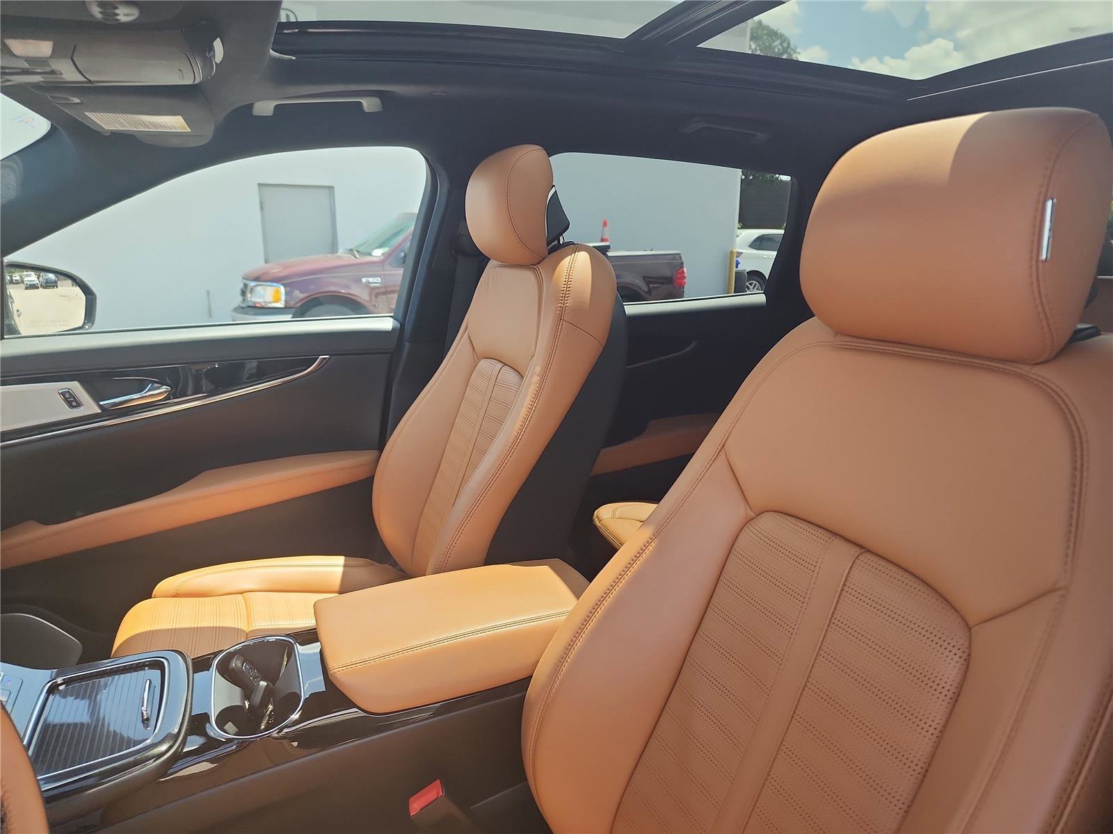Certified 2023 Lincoln Nautilus Black Label image 14
