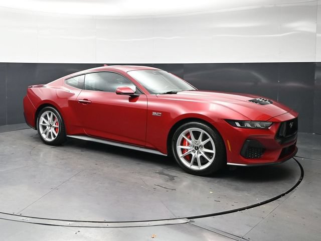 Used 2024 Ford Mustang GT Premium RWD image 3
