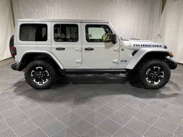Used 2024 Jeep Wrangler Unlimited Rubicon 4xe image 4