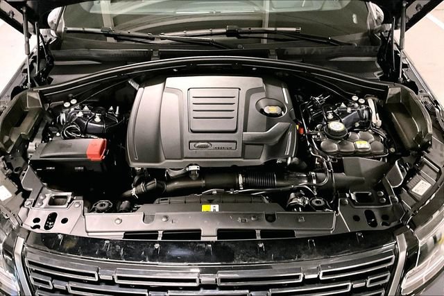 Certified 2026 Land Rover Range Rover Velar Dynamic SE AWD/4WD image 9