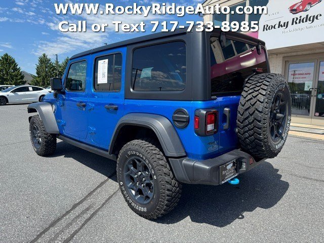 Used 2023 Jeep Wrangler Unlimited w/ Cold Weather Group AWD/4WD image 5