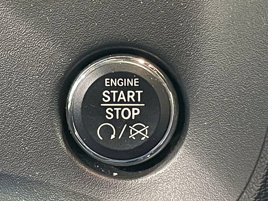 Used 2012 Dodge Challenger R/T RWD image 72