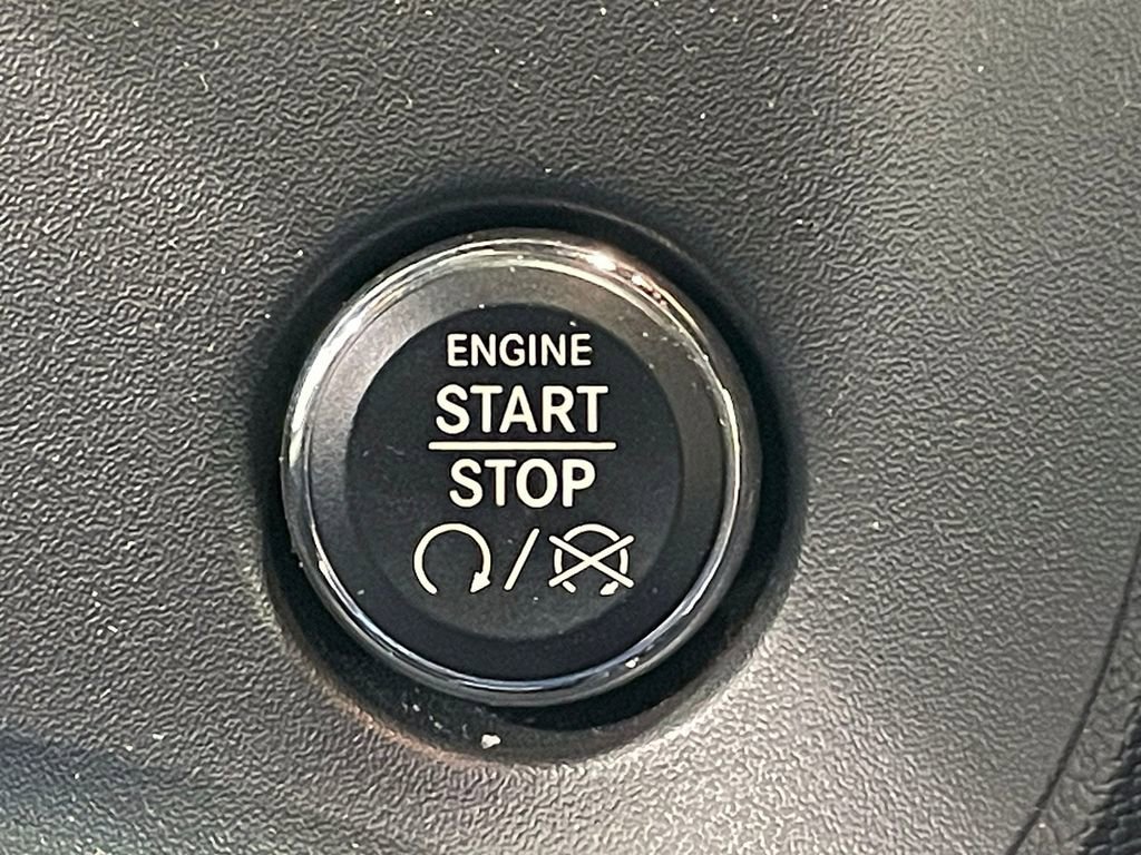 Used 2012 Dodge Challenger R/T RWD image 72