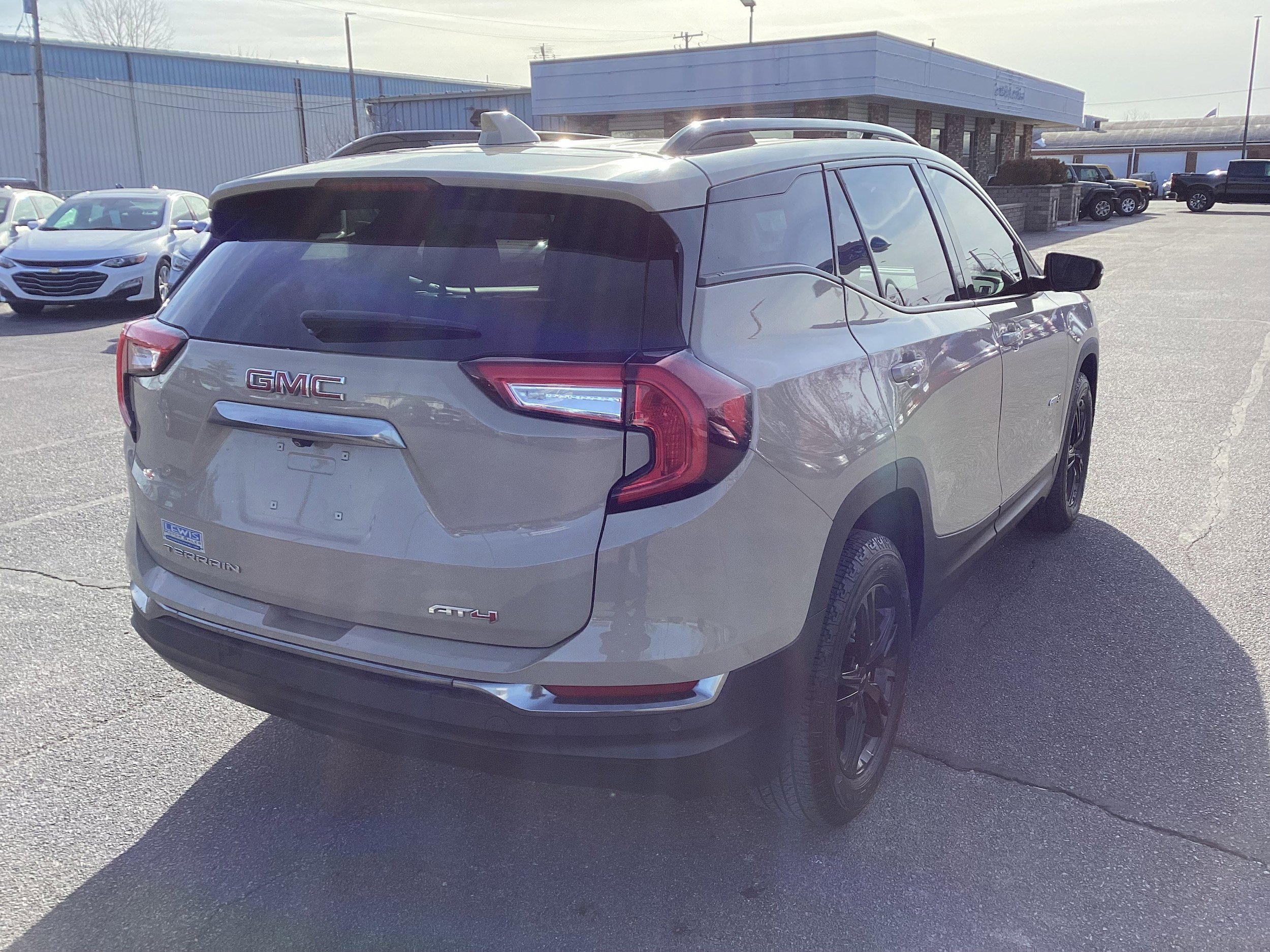 Used 2022 GMC Terrain AT4 w/ Infotainment Package II AWD/4WD image 9