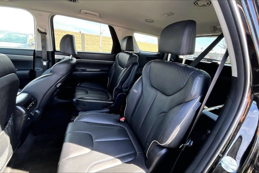 Certified 2024 Hyundai Palisade SEL FWD image 16