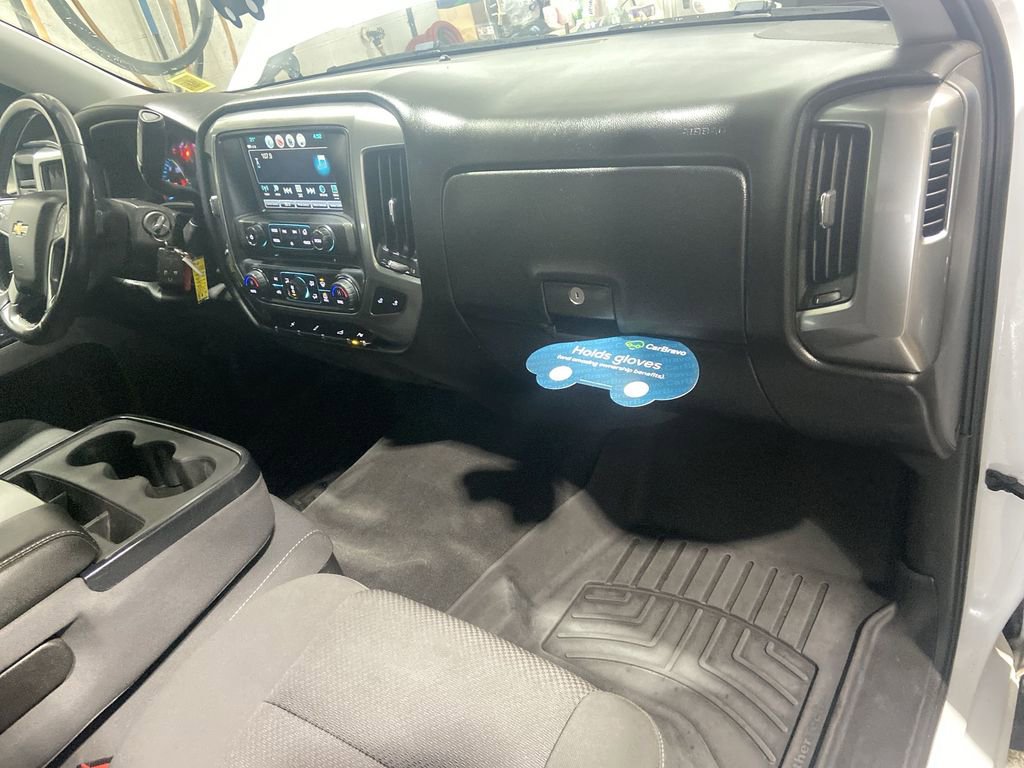 Certified 2018 Chevrolet Silverado 1500 LT w/ All Star Edition AWD/4WD image 28