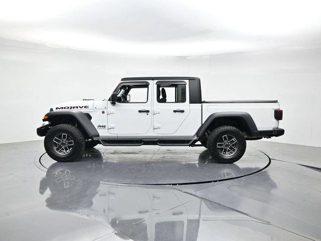 Used 2024 Jeep Gladiator Mojave w/ Technology Group AWD/4WD image 7