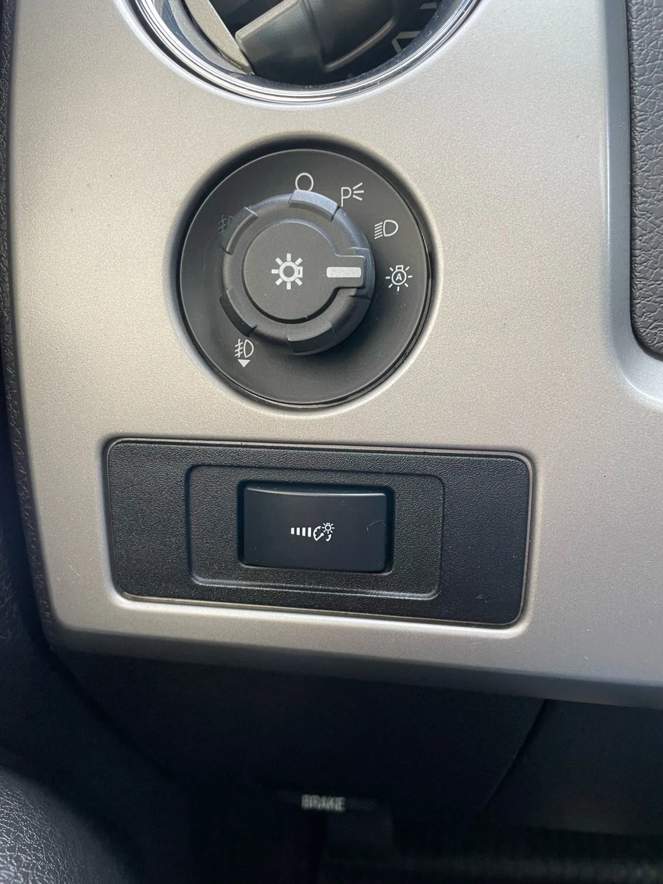 Used 2012 Ford F150 FX4 w/ FX Luxury Pkg image 13