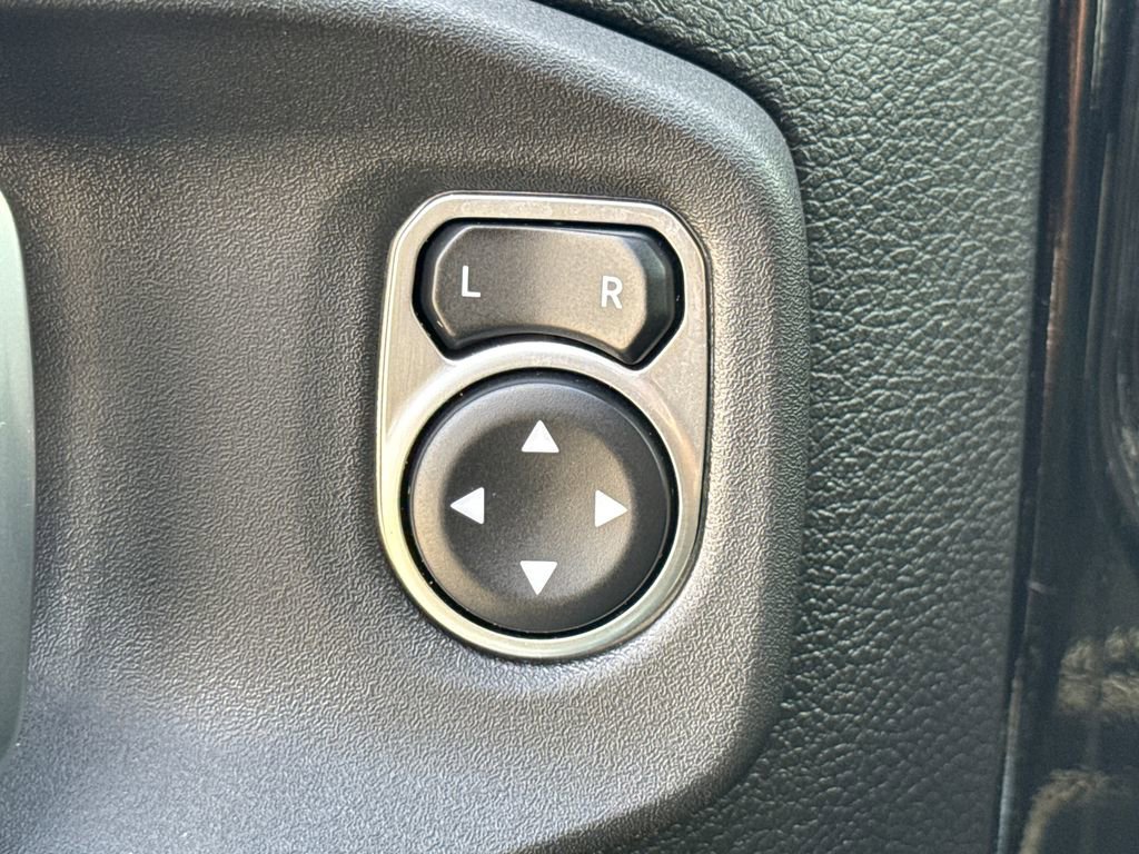 Used 2023 Jeep Wrangler Sport S image 22