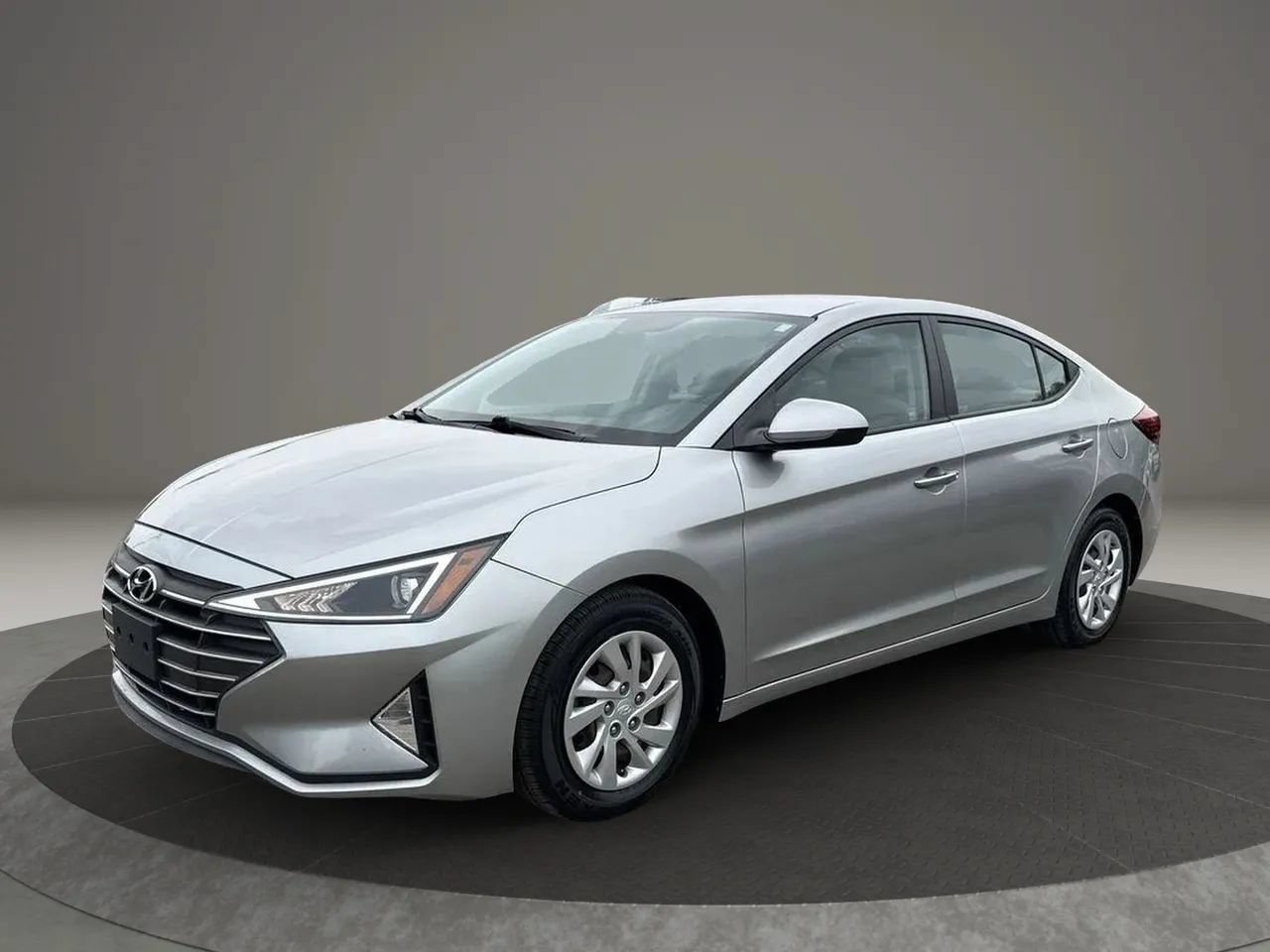Used 2020 Hyundai Elantra SE FWD image 1