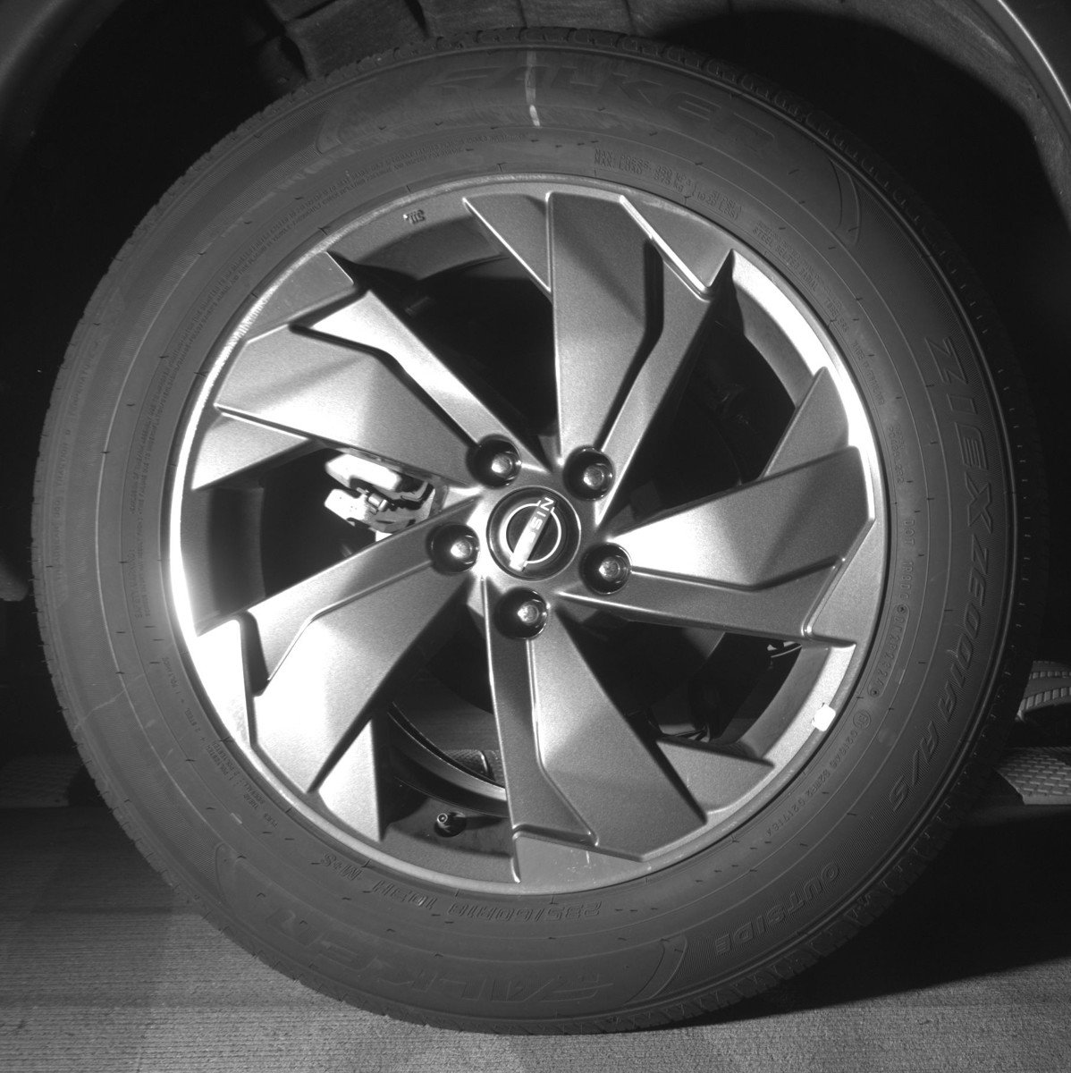 Used 2025 Nissan Rogue SV image 15