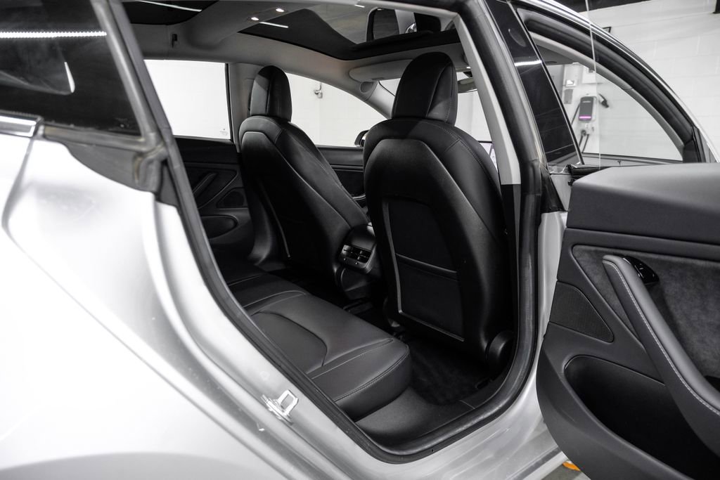 Used 2018 Tesla Model 3 Mid Range image 42