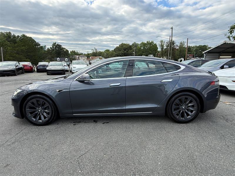 Used 2018 Tesla Model S 100D AWD/4WD image 2
