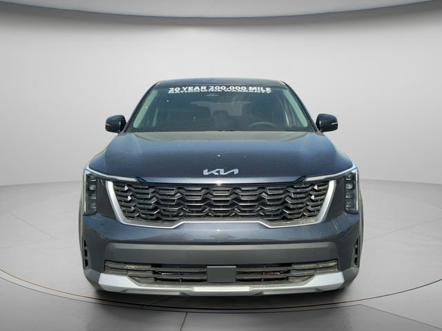 Certified 2026 Kia Sorento LX image 4
