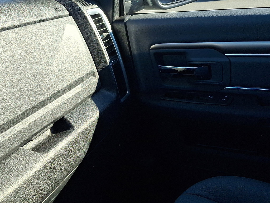 Certified 2024 RAM 1500 Classic SLT image 30