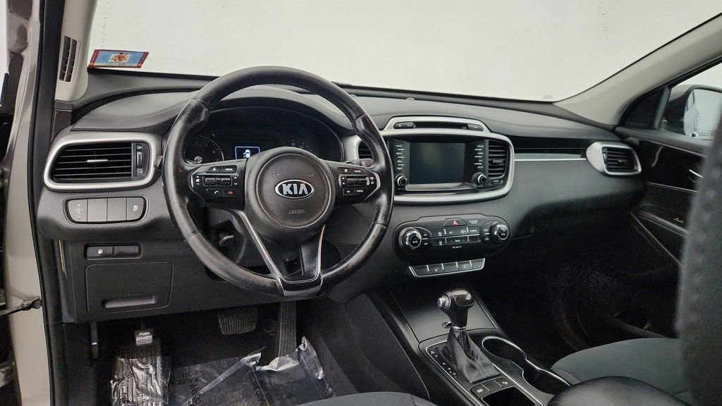 Used 2017 Kia Sorento FWD w/ LX Convenience Package image 31