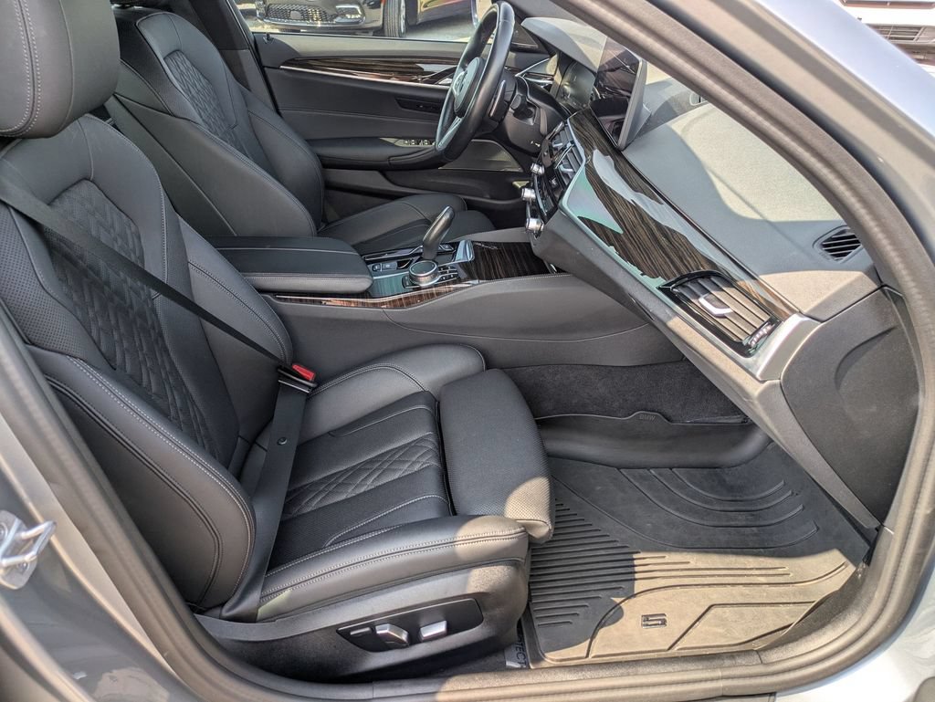 Used 2023 BMW 530i w/ M Sport Package RWD image 22