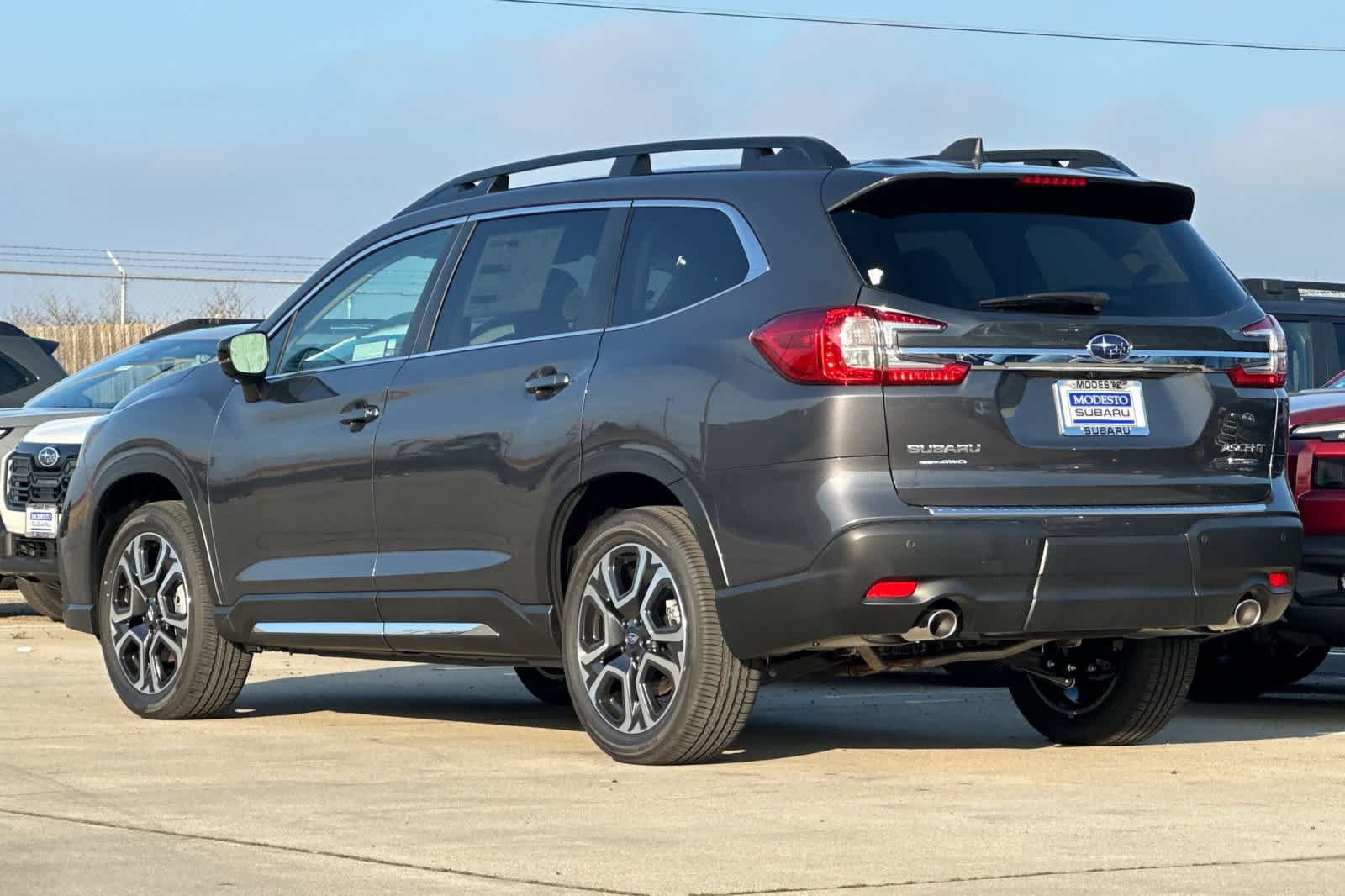 New 2026 Subaru Ascent Limited w/ Popular Package #2 AWD/4WD image 5