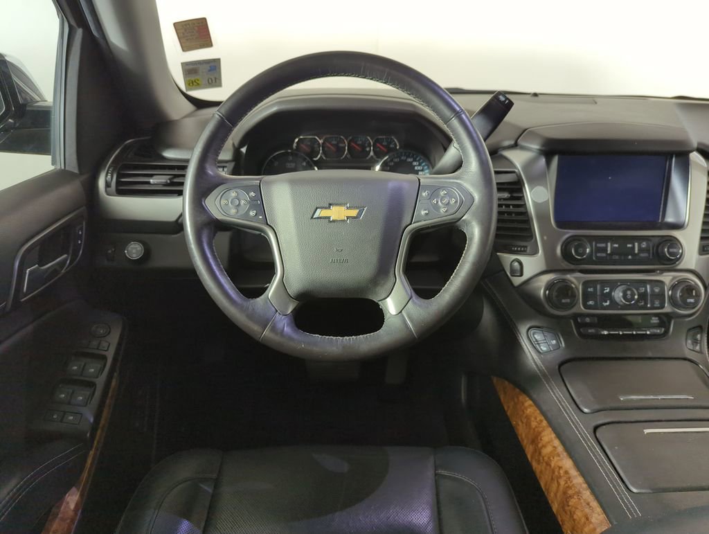 Used 2018 Chevrolet Suburban Premier image 11