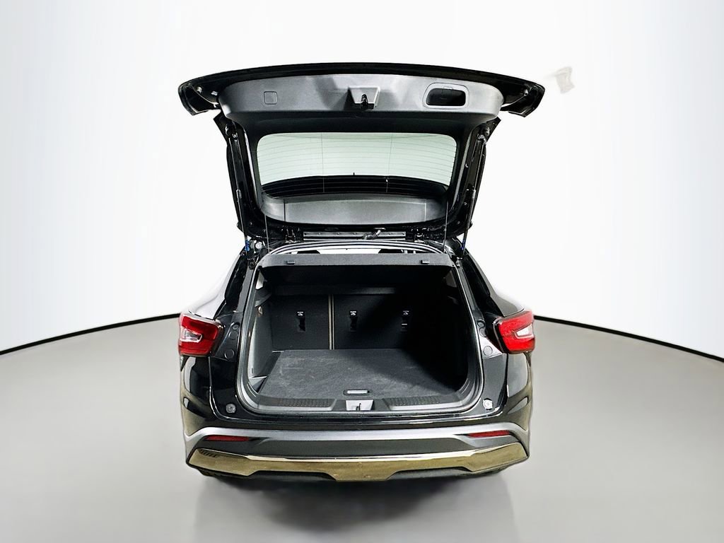 Used 2025 Chevrolet Trax ACTIV image 34