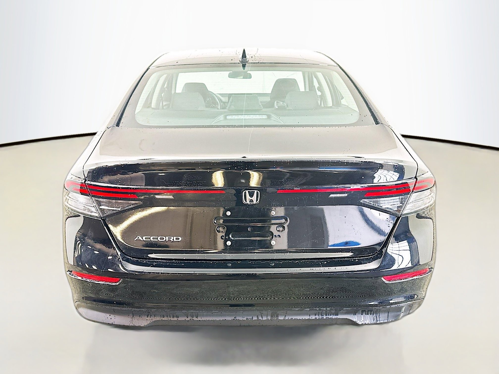 Used 2023 Honda Accord EX image 6