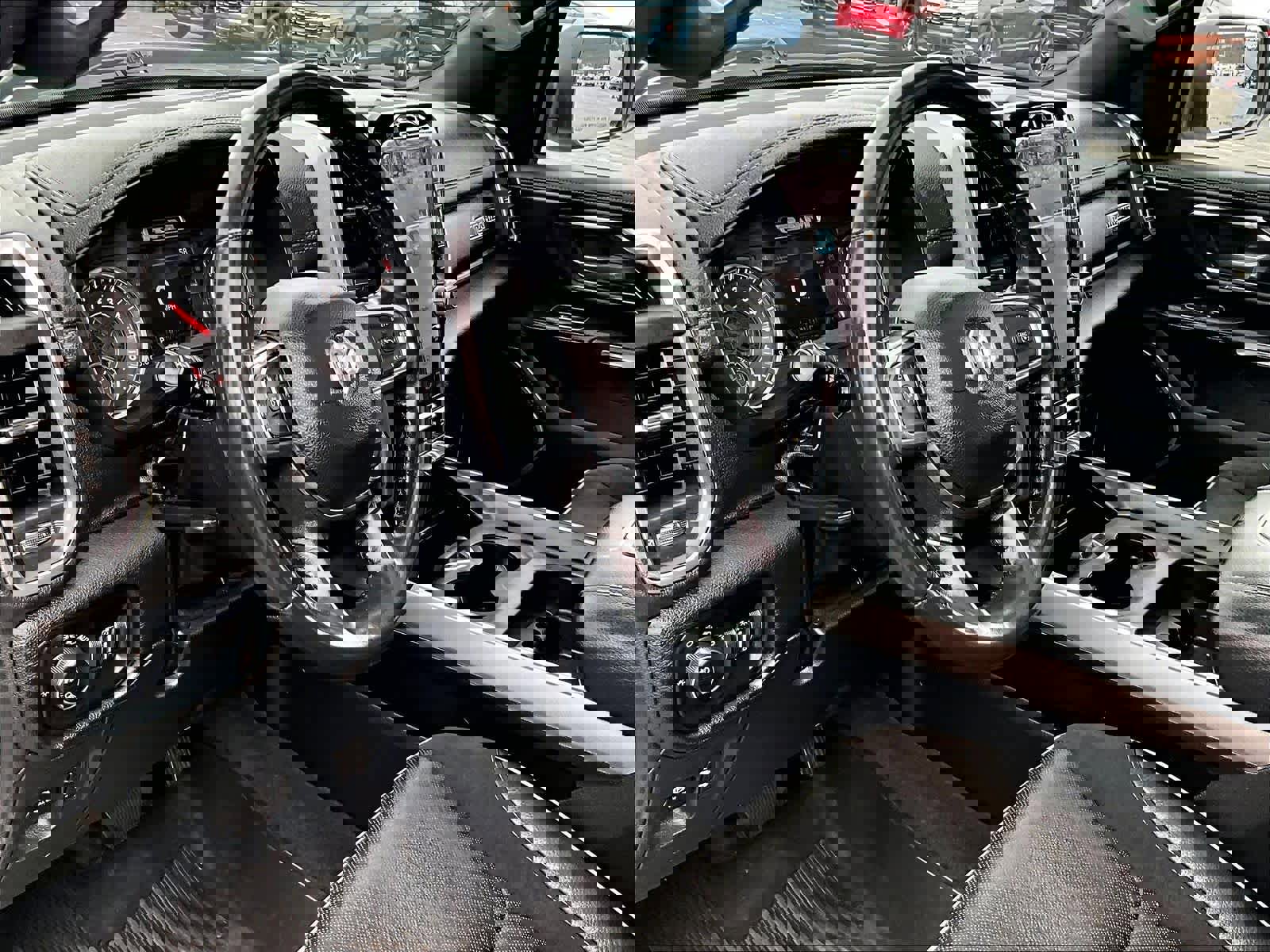 Used 2023 RAM 1500 Laramie image 8