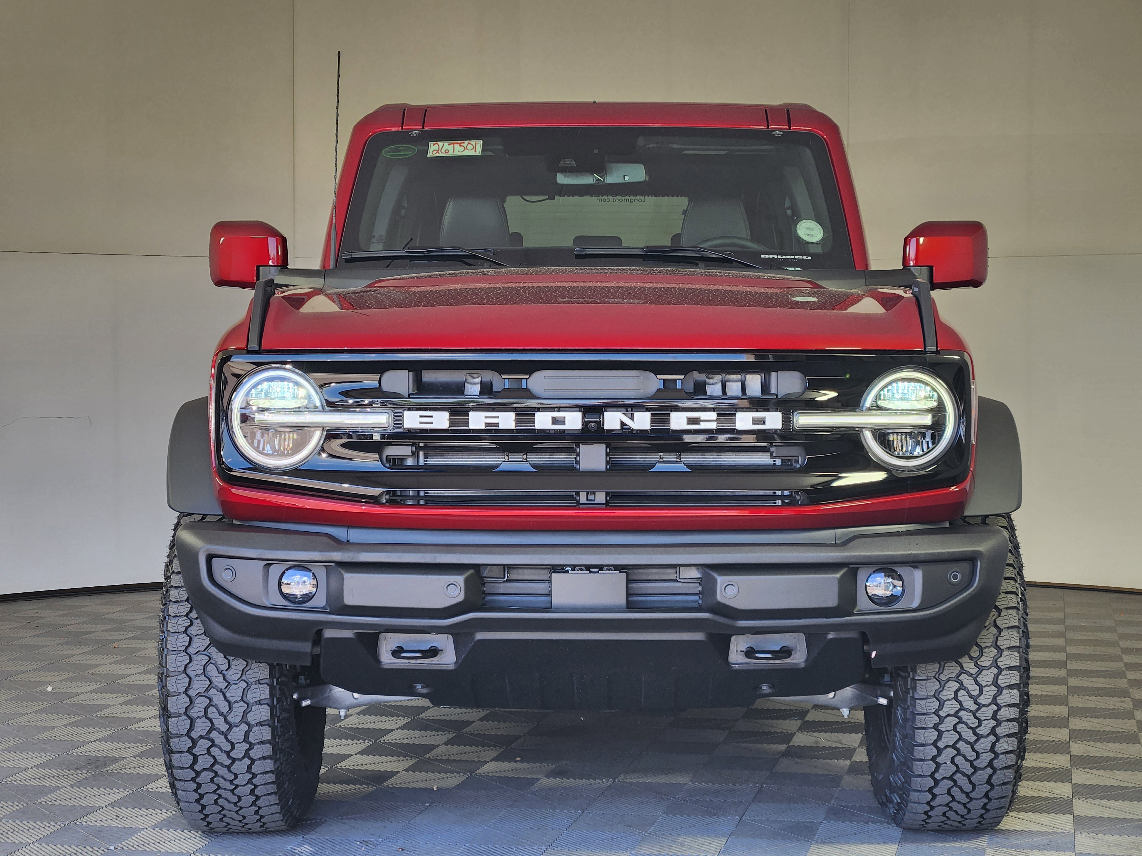 New 2026 Ford Bronco Outer Banks w/ Sasquatch Package AWD/4WD image 2