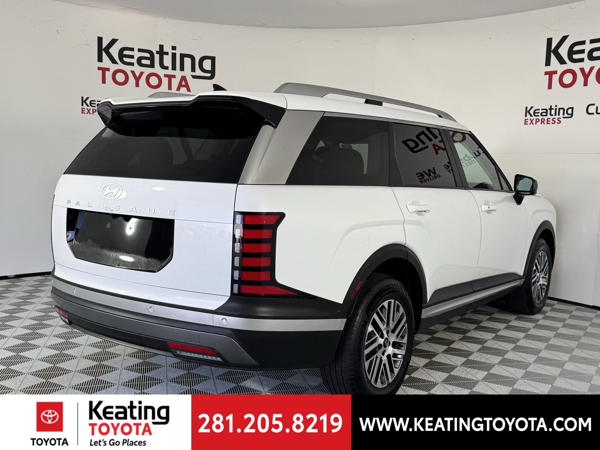 Used 2026 Hyundai Palisade SEL FWD image 5