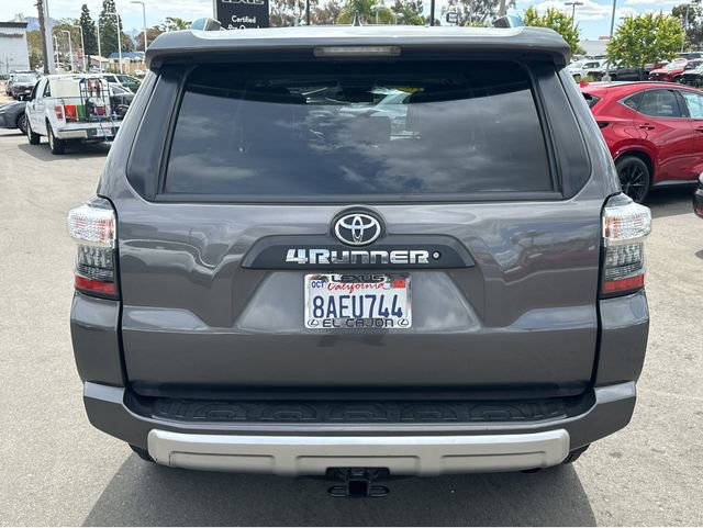 Used 2018 Toyota 4Runner TRD Off-Road Premium AWD/4WD image 5