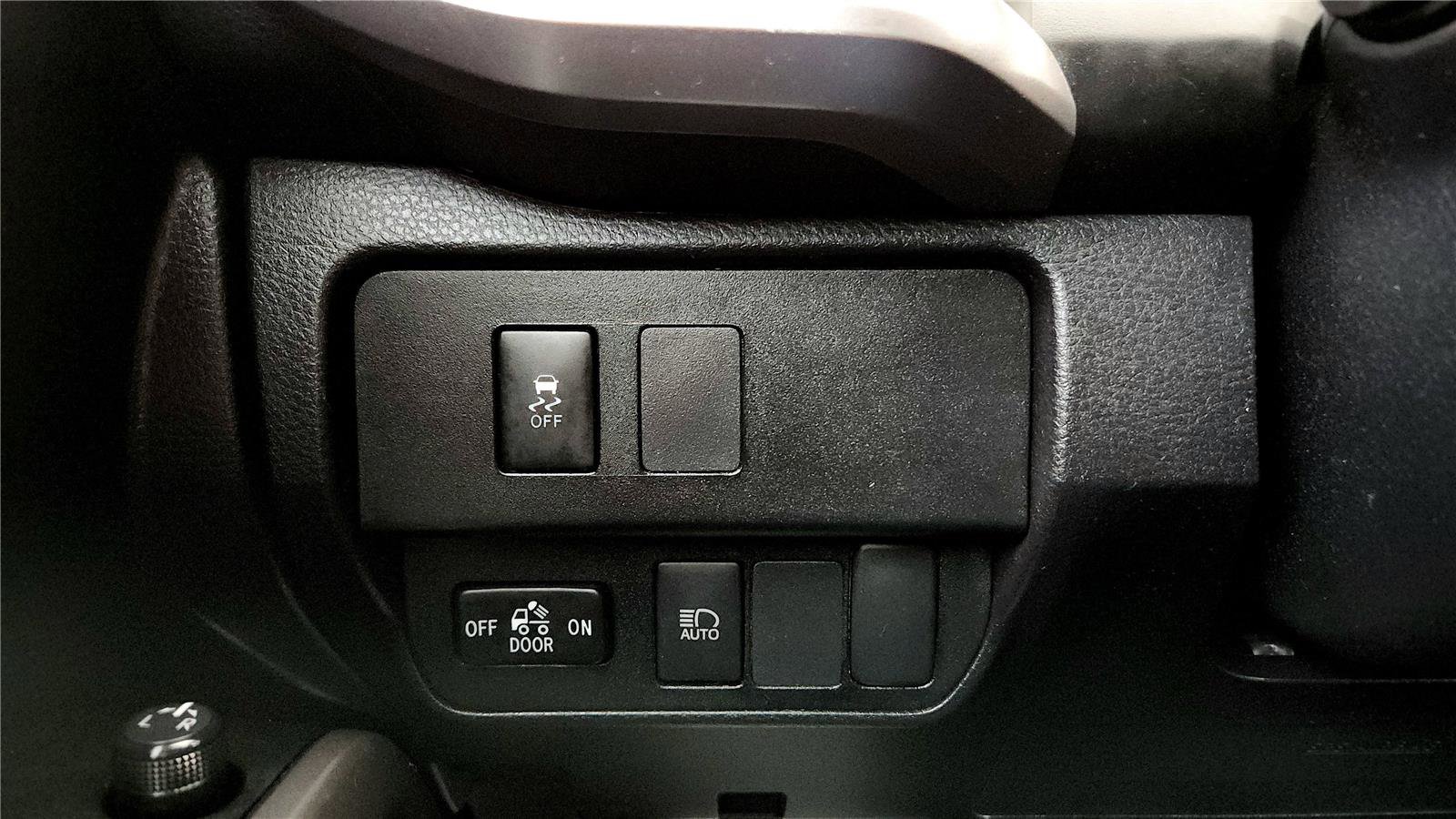 Certified 2023 Toyota Tacoma SR5 image 32