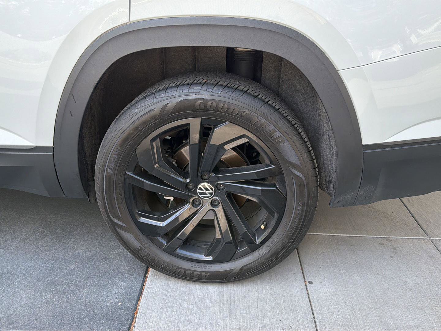 Certified 2023 Volkswagen Atlas SE AWD/4WD image 12