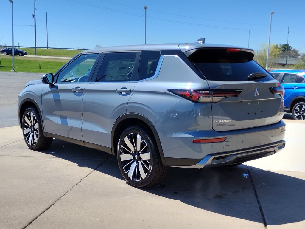 New 2026 Mitsubishi Outlander SE AWD/4WD image 19