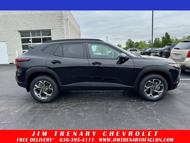 New 2026 Chevrolet Trax LT FWD image 25