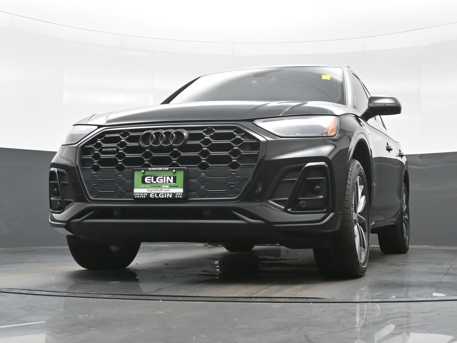 Used 2024 Audi Q5 2.0T Premium w/ Summer of Audi Package AWD/4WD image 36