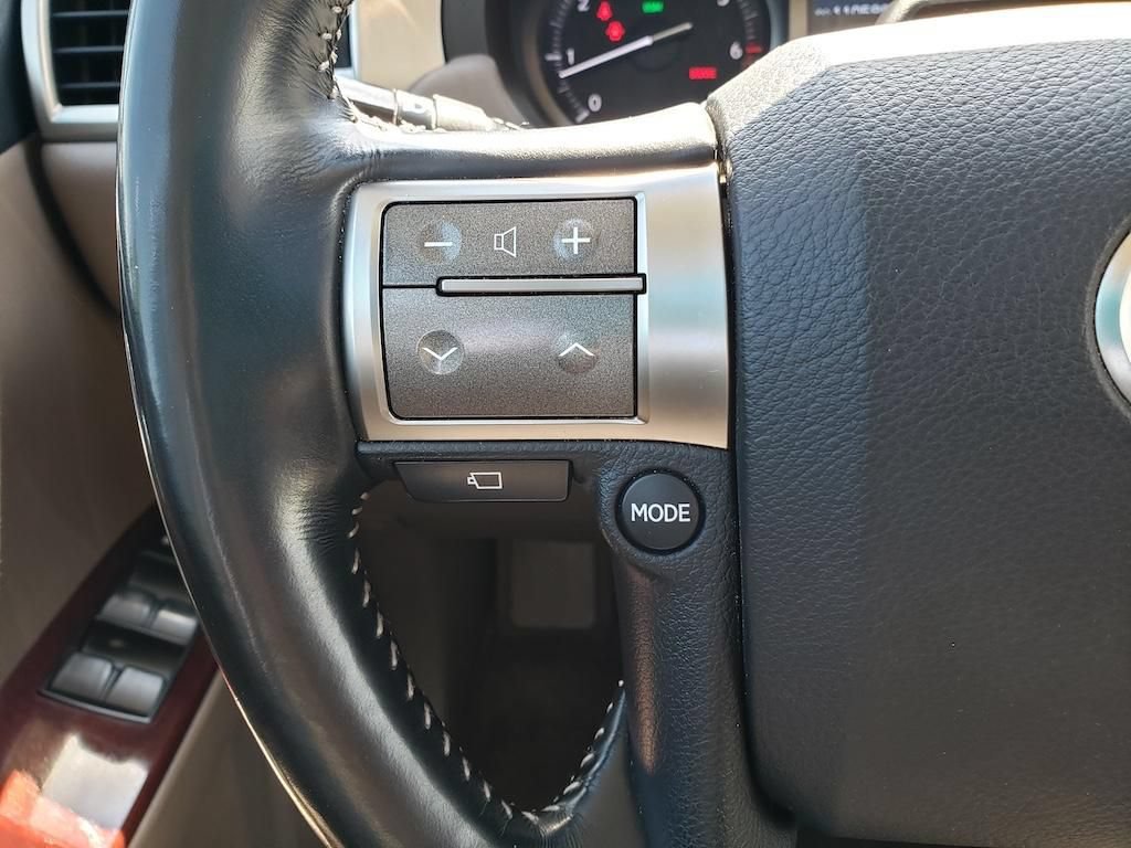 Used 2018 Lexus GX 460 Luxury AWD/4WD image 16