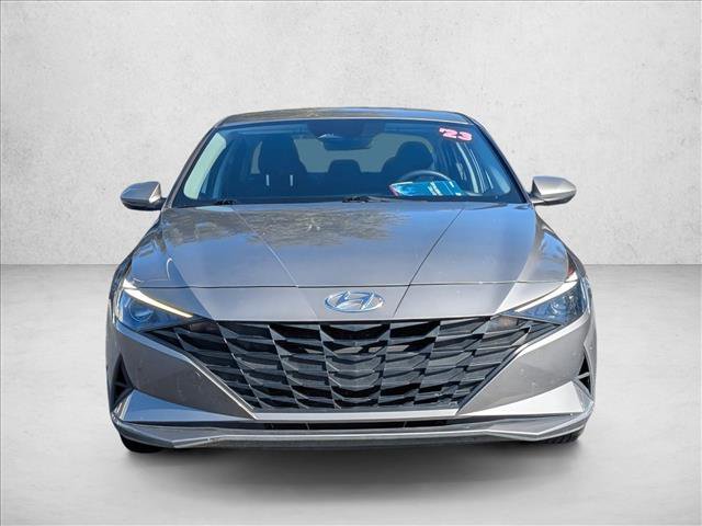 Used 2023 Hyundai Elantra SEL w/ Preferred Accessory Package image 2