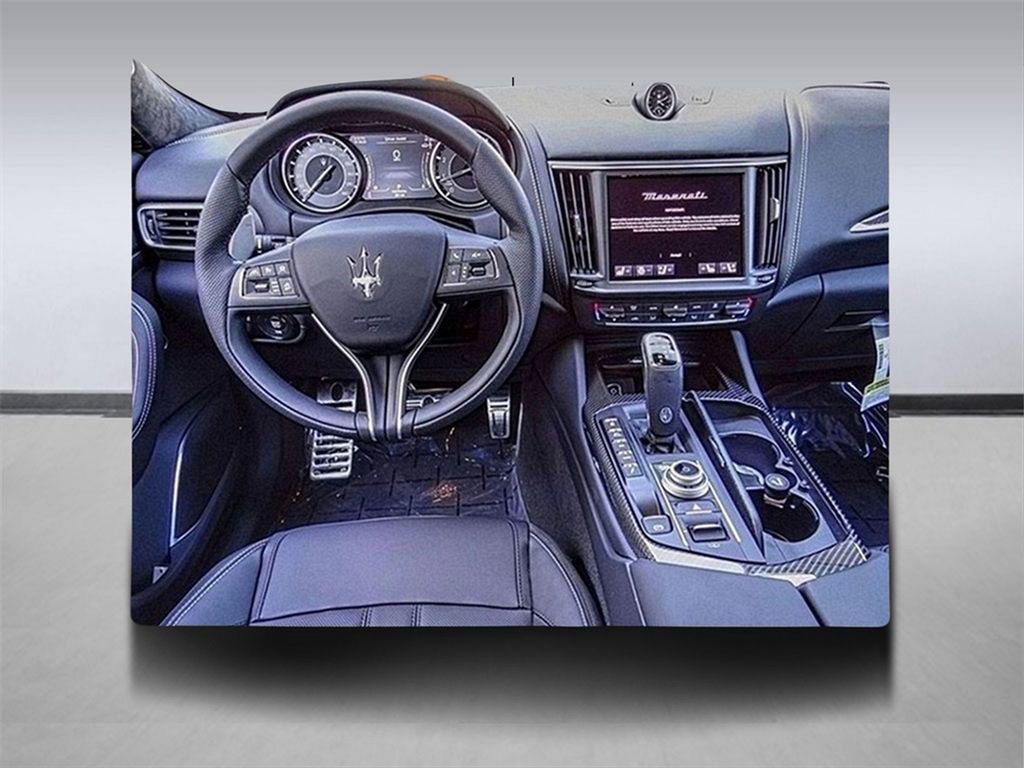 New 2023 Maserati Levante Modena image 5