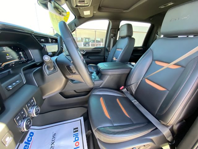 Used 2024 GMC Sierra 2500 AT4 w/ AT4 Premium Plus Package AWD/4WD image 12