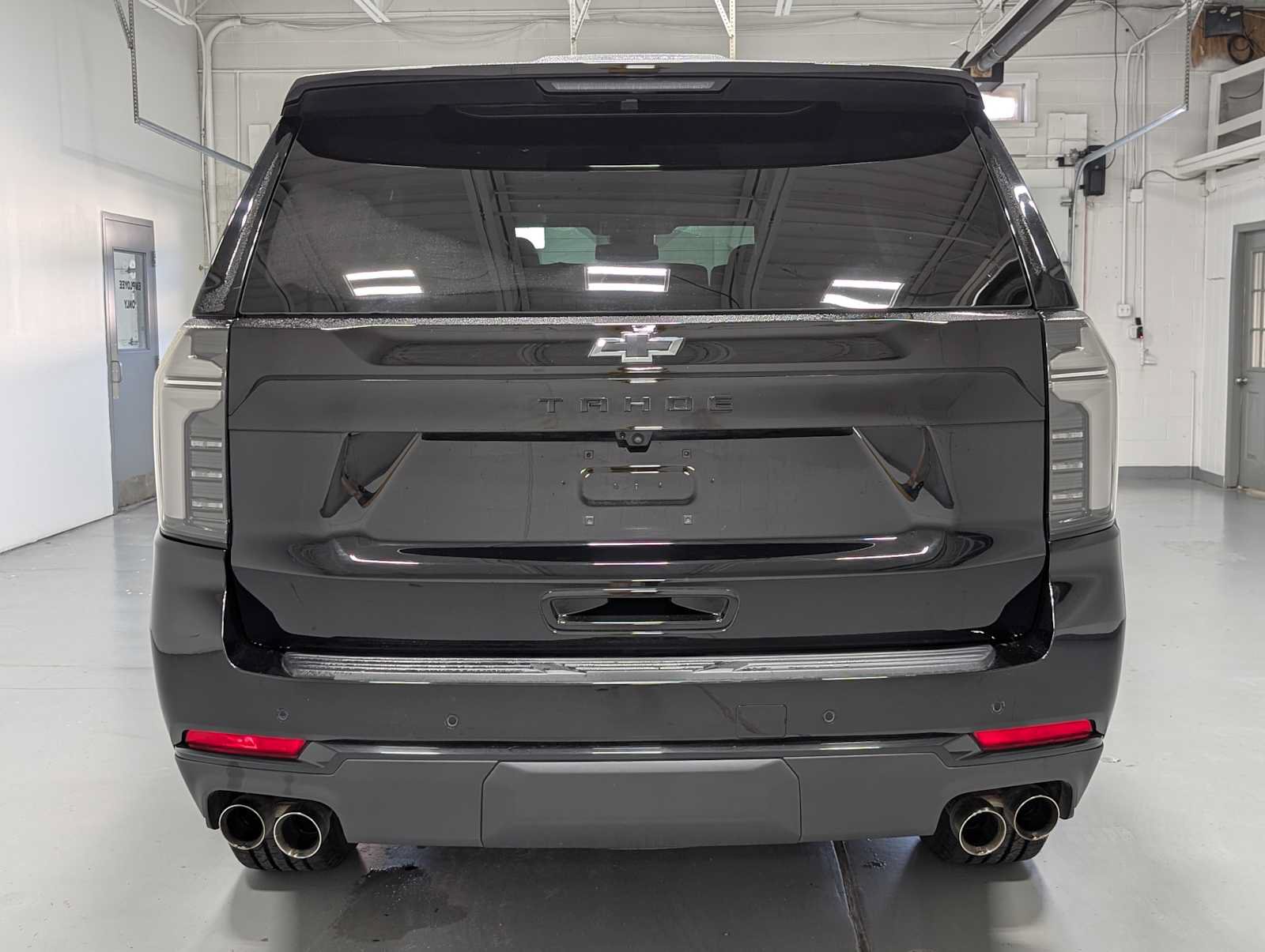 Certified 2025 Chevrolet Tahoe Z71 w/ Comfort Package AWD/4WD image 9