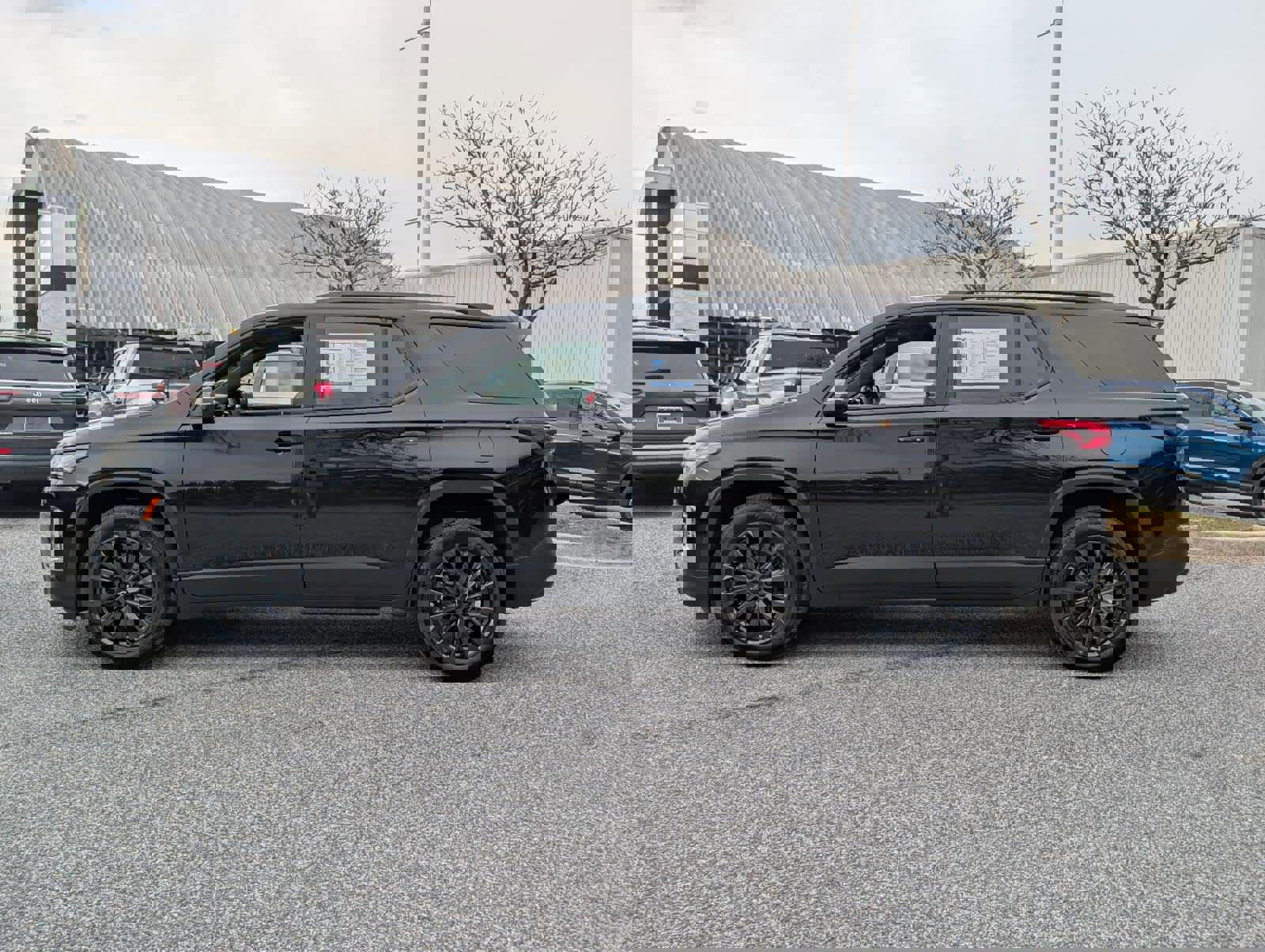 Certified 2023 Chevrolet Traverse RS image 5