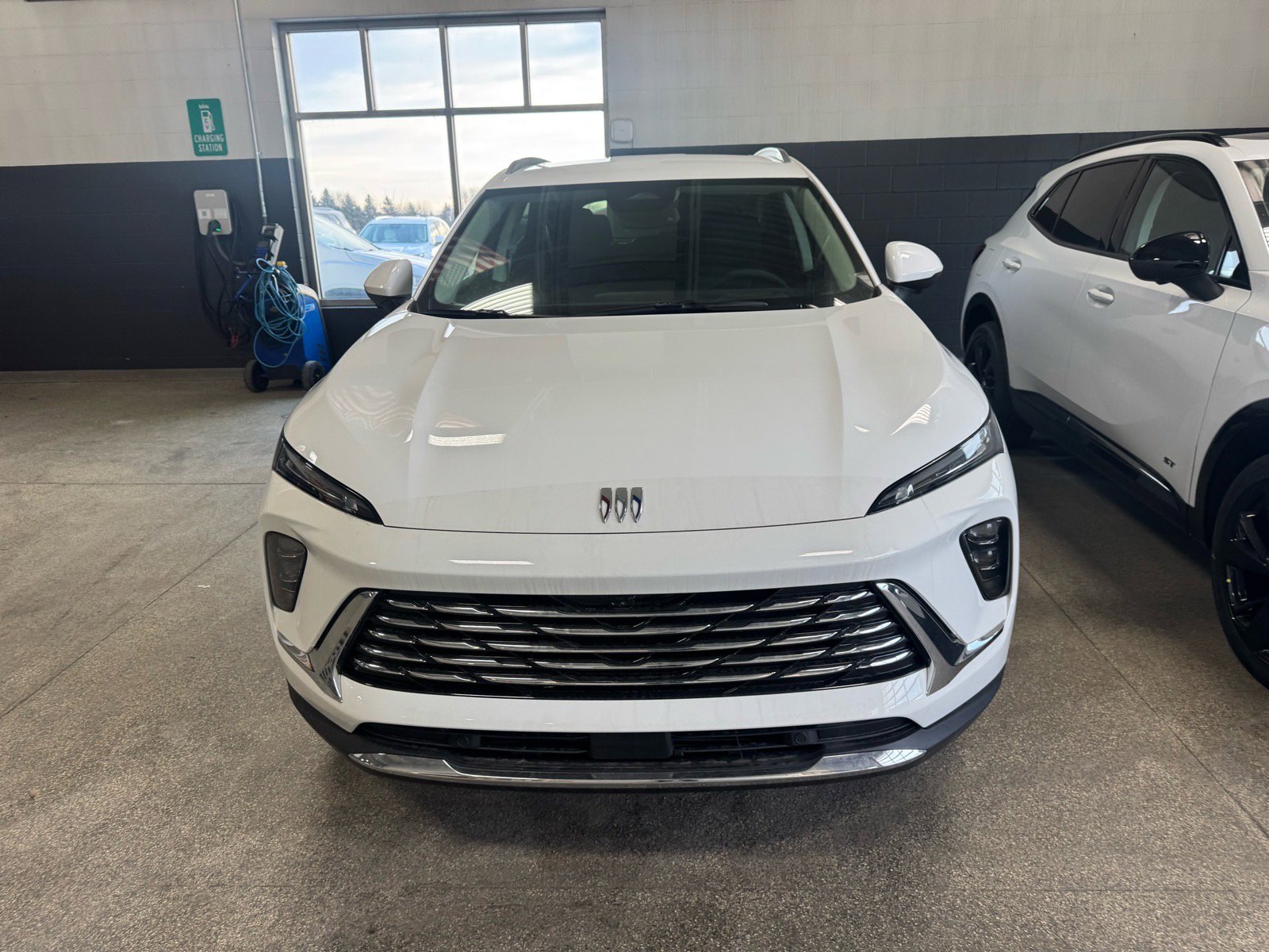 New 2026 Buick Envision Preferred image 2