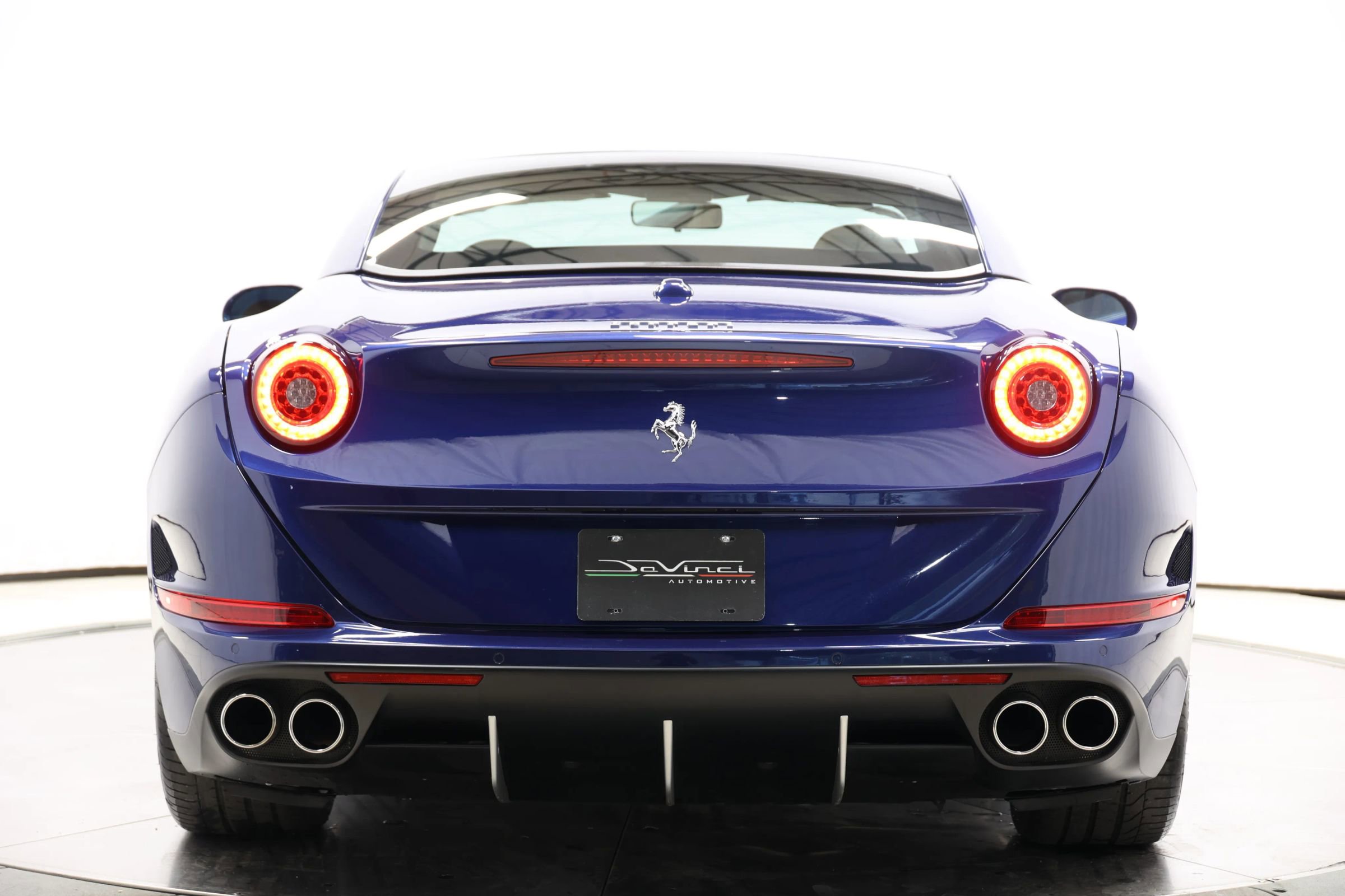 Used 2017 Ferrari California T image 70