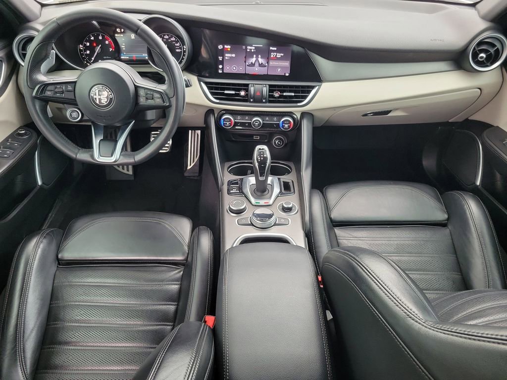 Used 2021 Alfa Romeo Giulia Ti Sport RWD image 13