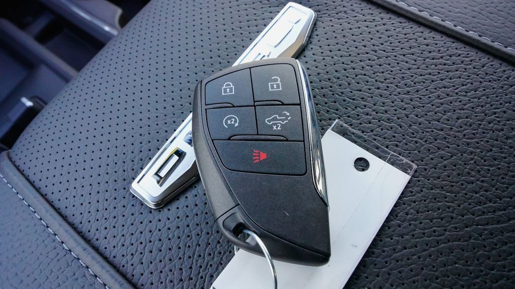 New 2026 GMC Sierra 3500 Denali w/ Denali Reserve Package image 26