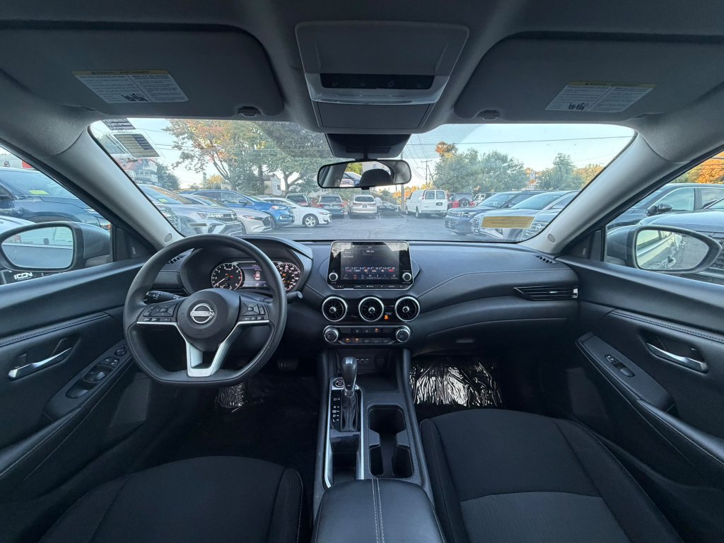 Used 2024 Nissan Sentra SV FWD image 14