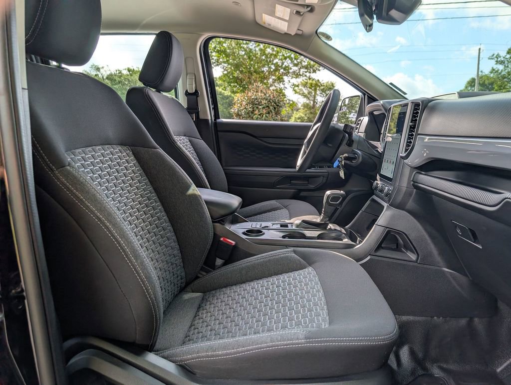 Used 2025 Ford Ranger XL RWD image 25
