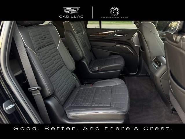 Certified 2024 Cadillac Escalade Premium Luxury Platinum AWD/4WD image 30